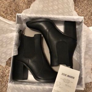 NIB Steve Madden ankle block heel boots DALLIA